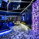 Apartamenty Quorum Z Jacuzzi Z Widokiem Na Odre By Bqqk Wroclaw