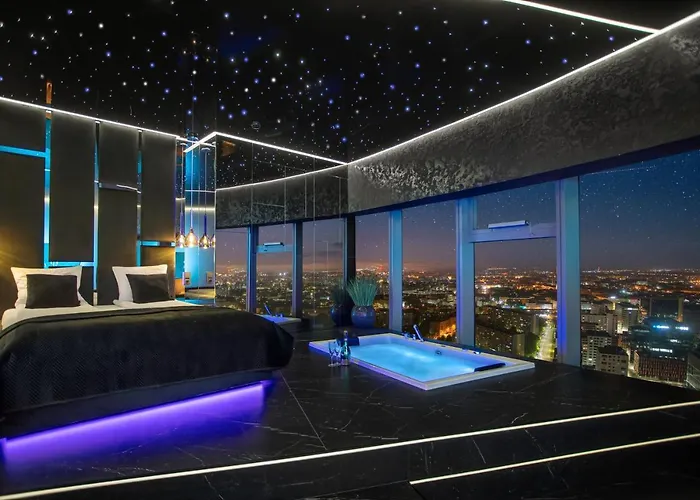 Sky Tower Z Jakuzzi Przy Oknie * 弗罗茨瓦夫