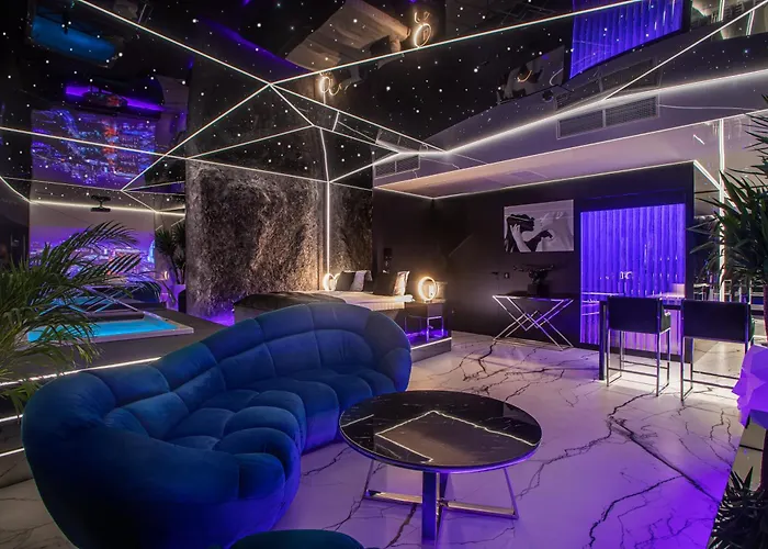 Sky Tower Z Jakuzzi Przy Oknie * 弗罗茨瓦夫