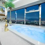Apartamenty Quorum Z Jacuzzi Z Widokiem Na Odre By Bqqk Appartamento Breslavia