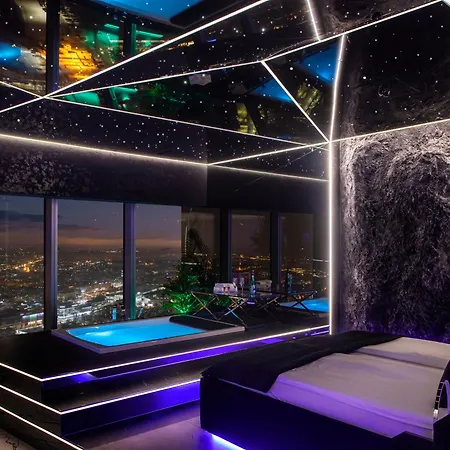 Apartment Sky Tower Z Jakuzzi Przy Oknie *