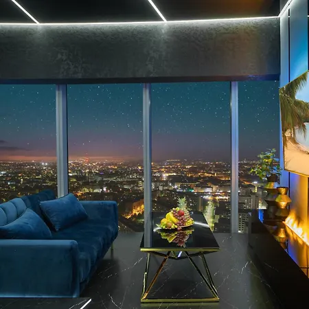 Apartment Sky Tower Z Jakuzzi Przy Oknie Wroclaw