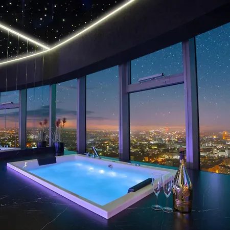 아파트 Sky Tower Z Jakuzzi Przy Oknie *