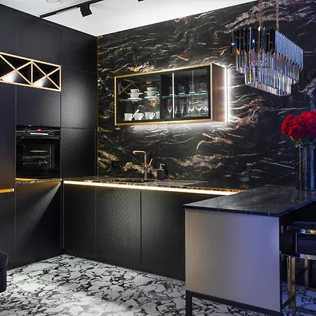 Sky Tower Z Jakuzzi Przy Oknie 아파트 *