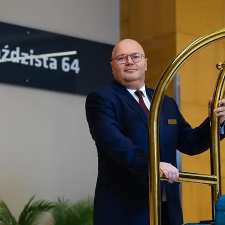 아파트 Sky Tower Z Jakuzzi Przy Oknie