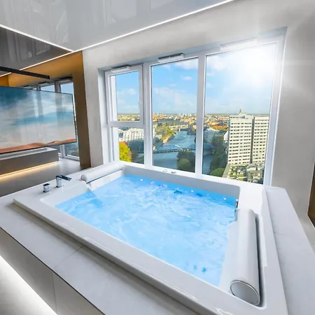 Quorum Z Jacuzzi Z Widokiem Na Odre By Bqqk Apartmán *