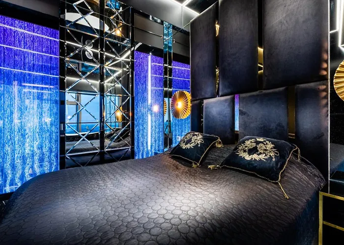 Sky Tower Z Jakuzzi Przy Oknie *