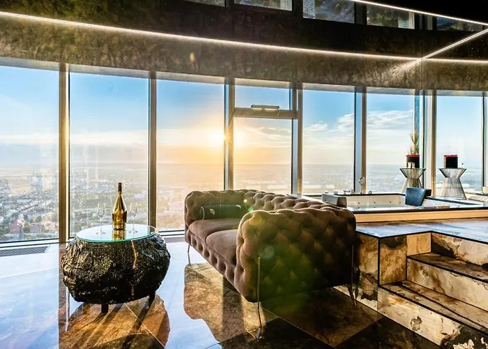 شقة Sky Tower Z Jakuzzi Przy Oknie