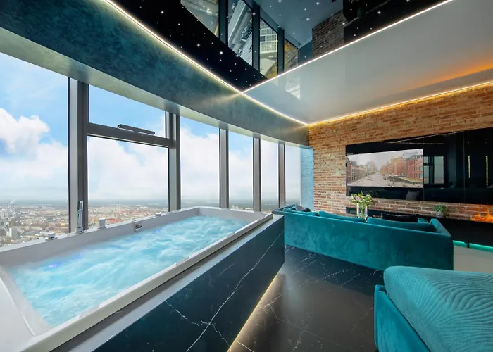 شقة Sky Tower Z Jakuzzi Przy Oknie *